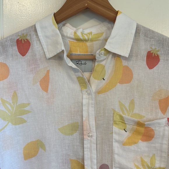 Rails NWT Whitney Fruits Linen Top | Size Small 🍌 - Picture 14 of 16